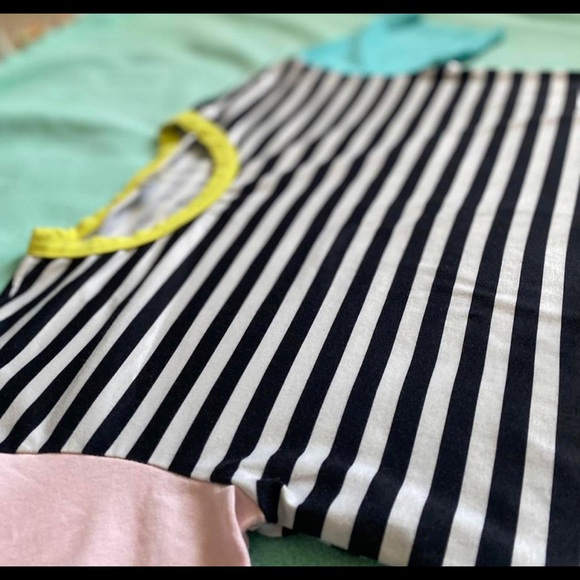 Color Block Striped T-Shirt - Picture 2 of 3